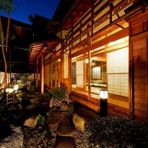 別荘 庭之宿 新大阪日本庭園の家 -residence Niwanoyado-, 大阪市